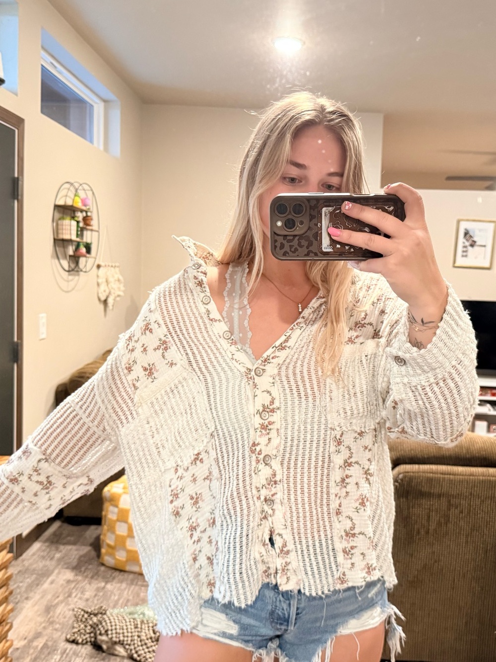 POL Cream Button-Front Floral Knit Shirt